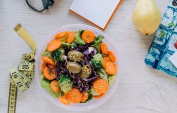 ensalada con cintra metrica